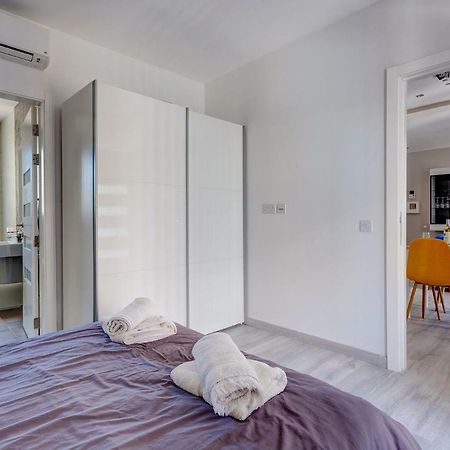 Modern Apartment Just Off The Promenade Sliema Eksteriør billede
