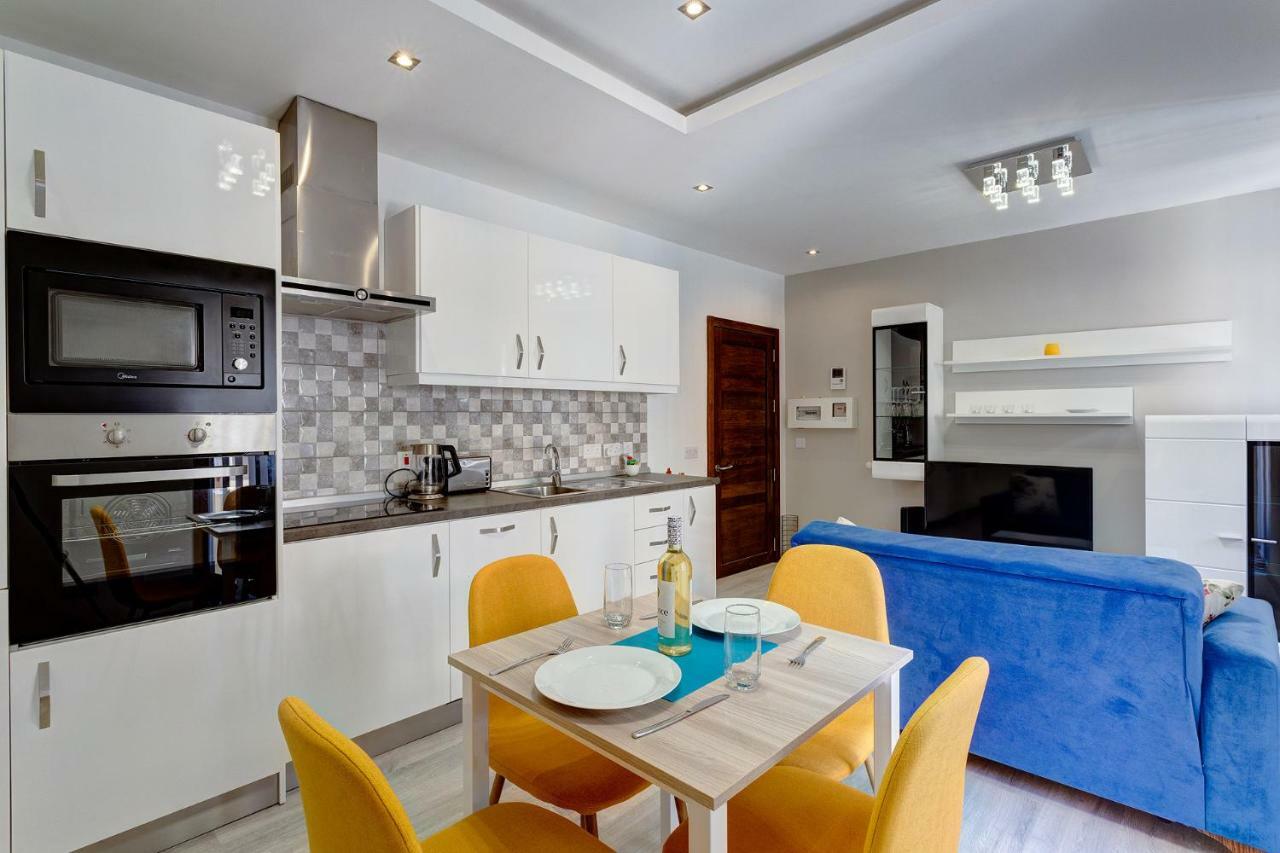 Modern Apartment Just Off The Promenade Sliema Eksteriør billede