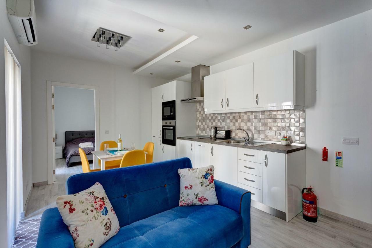 Modern Apartment Just Off The Promenade Sliema Eksteriør billede
